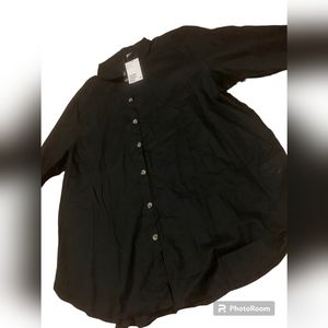 H&M NWT Black button-up Blouse